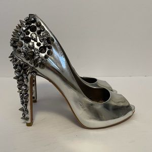 Sam Edelman Lorissa peep toe studded pumps